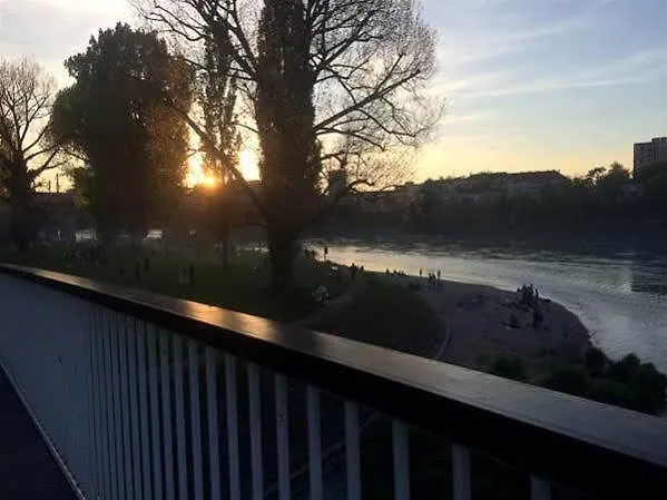 Aaron'S Sleep-Well B&B Basel